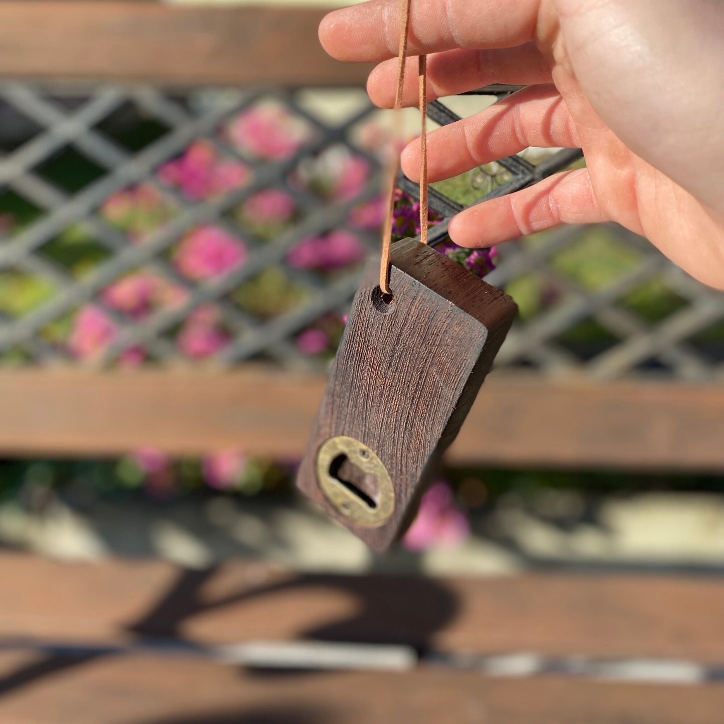 Flaschenöffner Holz Wenge Geschenk Edel | Bottleopener Hirnholz Bieröffner Vatertag Männergeschenk Edelholz