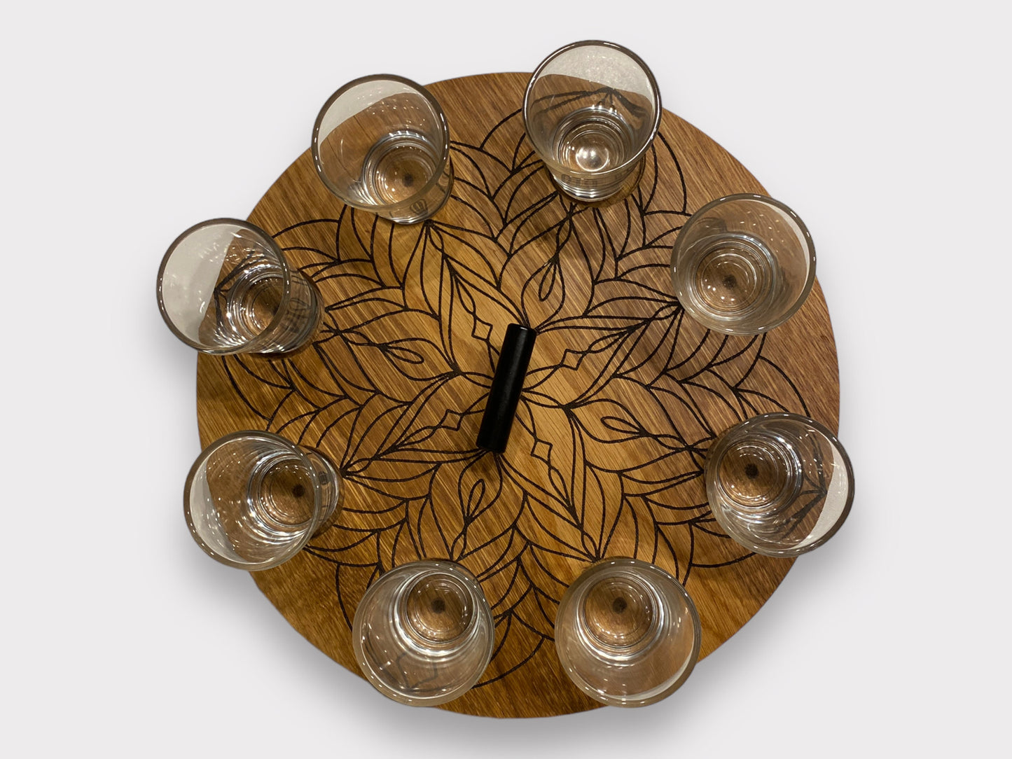 Schnapsglasdrehteller Eiche Holzbrett Shotgläser Mandala Lasergravur | Shotglass Gläser Männergeschenk Trinkspiel Schnapsglas Drehteller