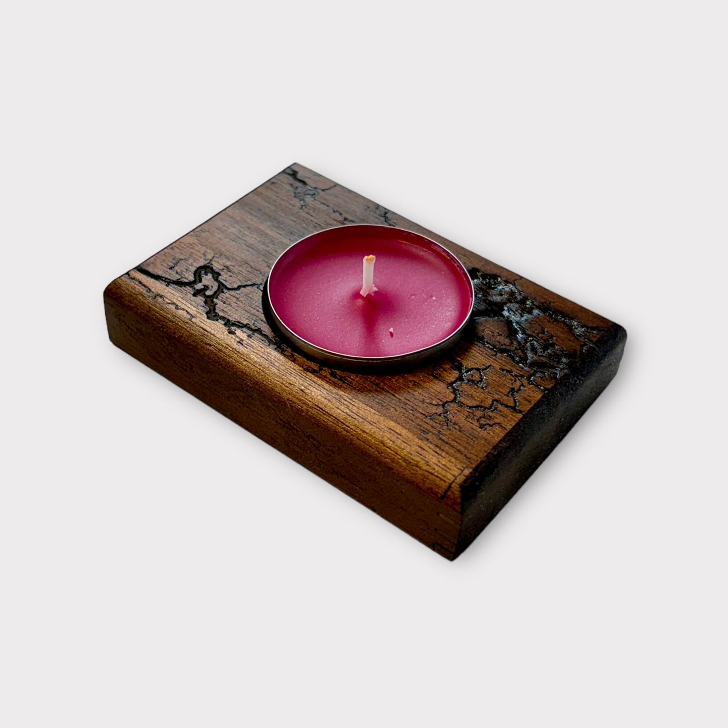 Handgefertigter Teelichthalter aus Akazien-Holz mit Lichtenbergfiguren Candle holder
