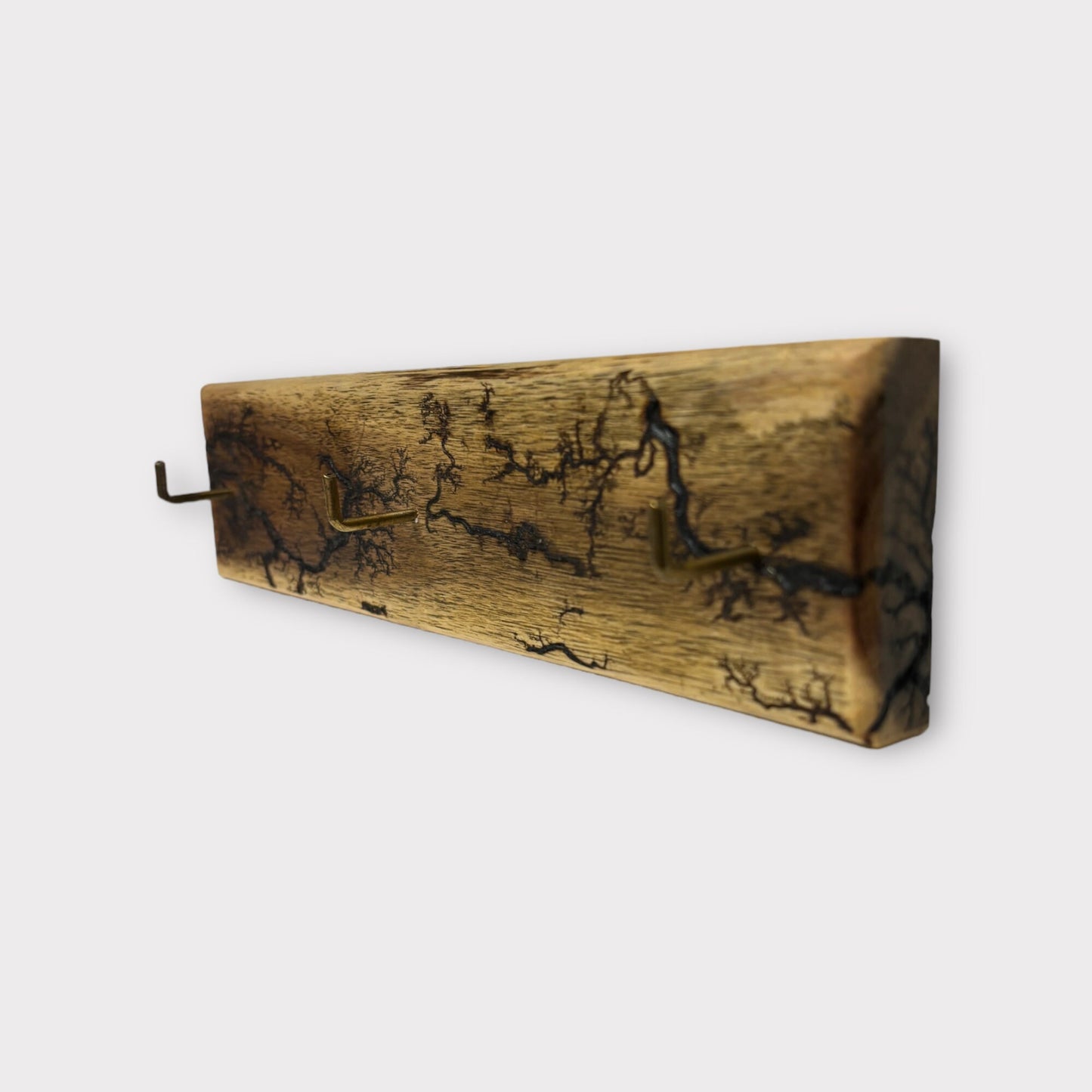 Schlüsselbrett aus Holz mit Lichtenberg-Muster Moderner Schlüsselhalter mit 3 Messing Haken Rustikal Design Key holder Weihnachtsgeschenk