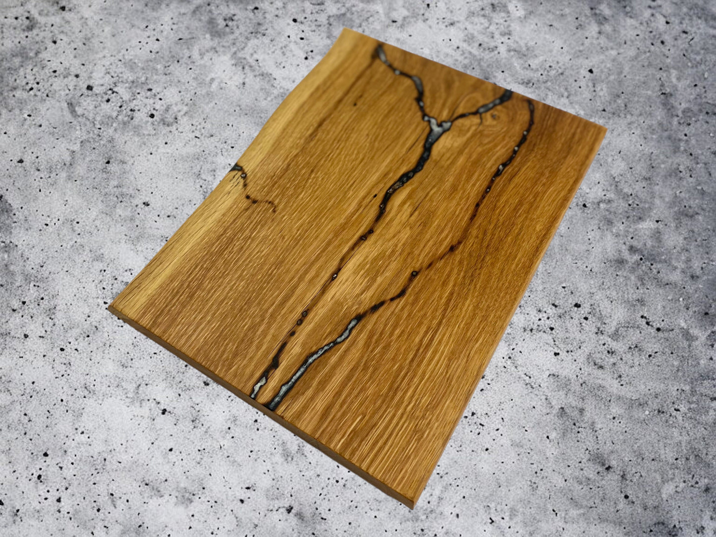 Servierbrett Jausenbrett Massivholz | Käseplatte Eichenholz Lichtenberg Figuren Epoxidharz | Schneidebrett fraktal burn Epoxy wood