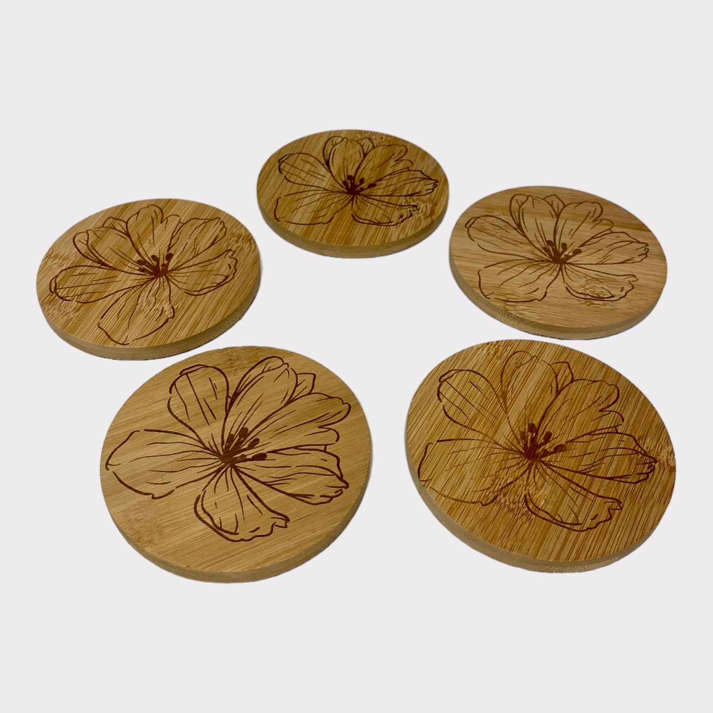 Glas Untersetzer Hibiskusblüte Bambus Holz Bierdeckel Weinglas Holzuntersetzer Lasergravur Blumen Geschenke Set Getränke Barzubehör Cocktail