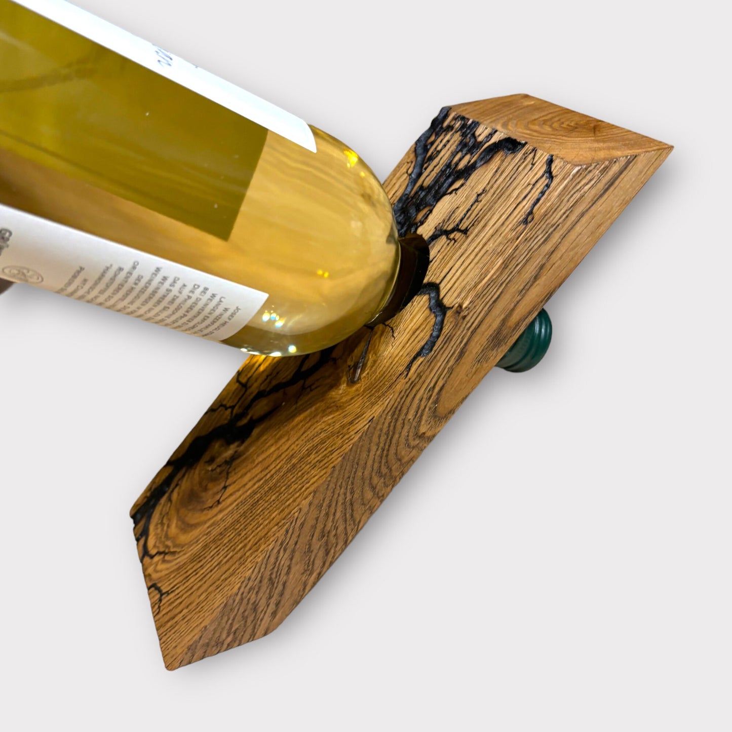 Weinflaschenhalter aus Eichenholz mit Lichtenbergfiguren | Fractal Burning Weinständer | Weihnachts- und Vatertaggeschenk